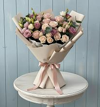 Букет цветов из:  Розы и Лизиантусы в Ногликах