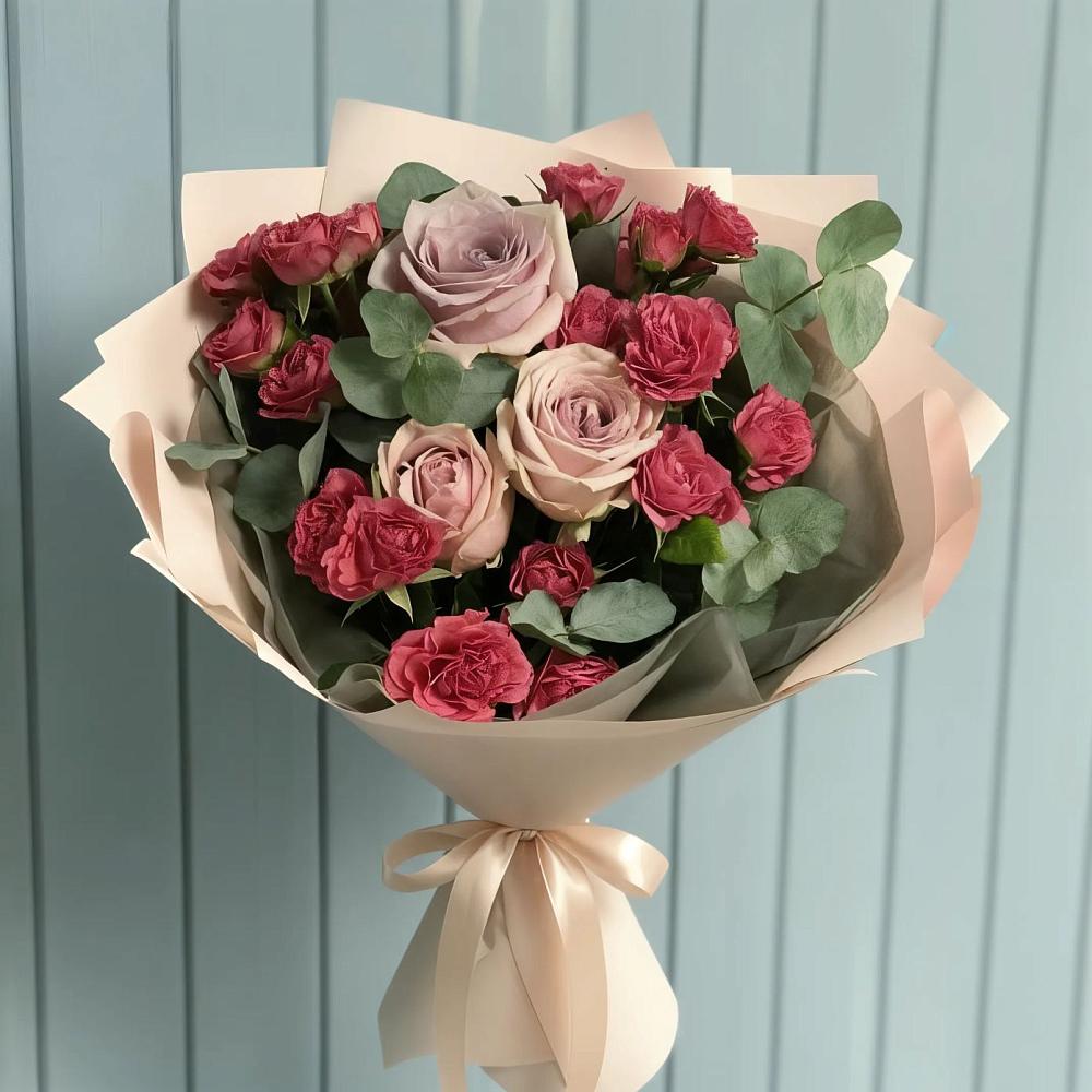 Букет цветов из: Гвоздики и Розы в Ногликах