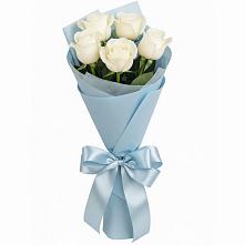Букет 5 Белых роз Проуд в Ногликах