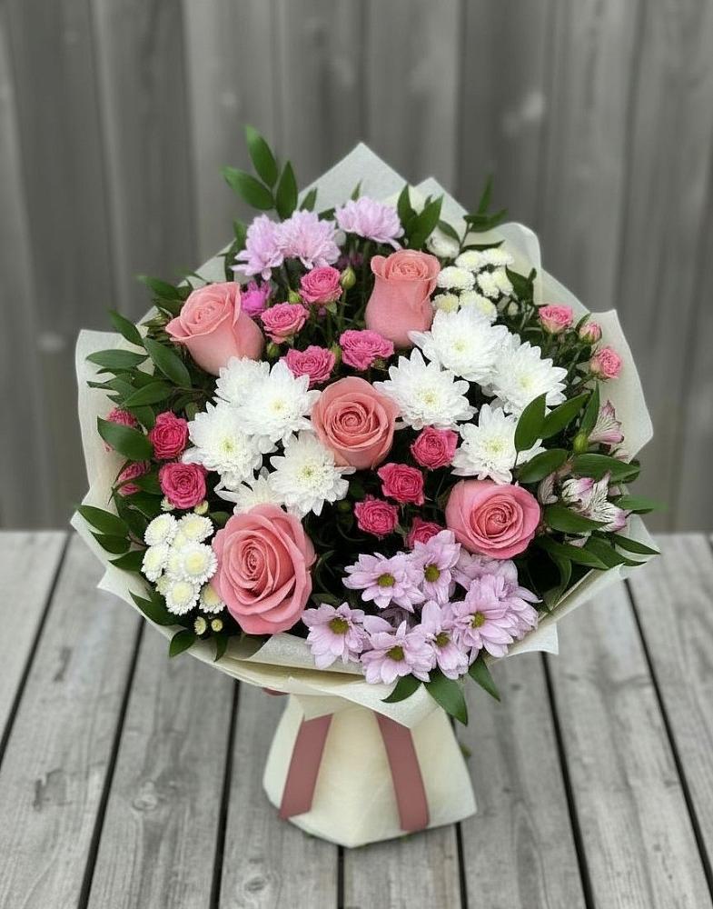 Букет цветов из: Альстромерии, Гвоздики, Розы и Хризантемы в Ногликах