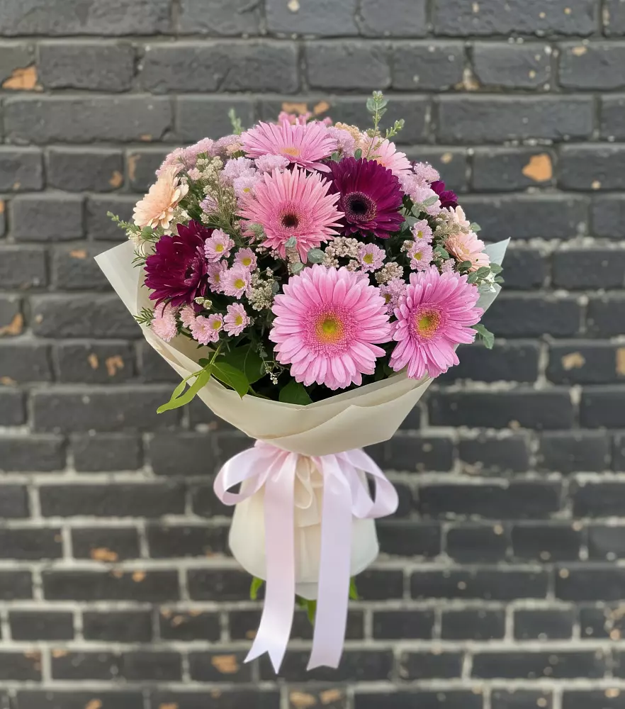 Букет цветов из: Герберы и Хризантемы в Ногликах