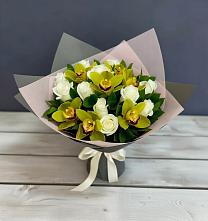 Букет цветов из:  Орхидеи и Розы в Ногликах