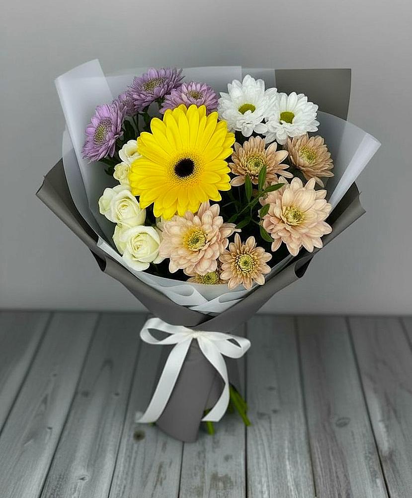 Букет цветов из: Розы, Герберы и Хризантемы в Ногликах