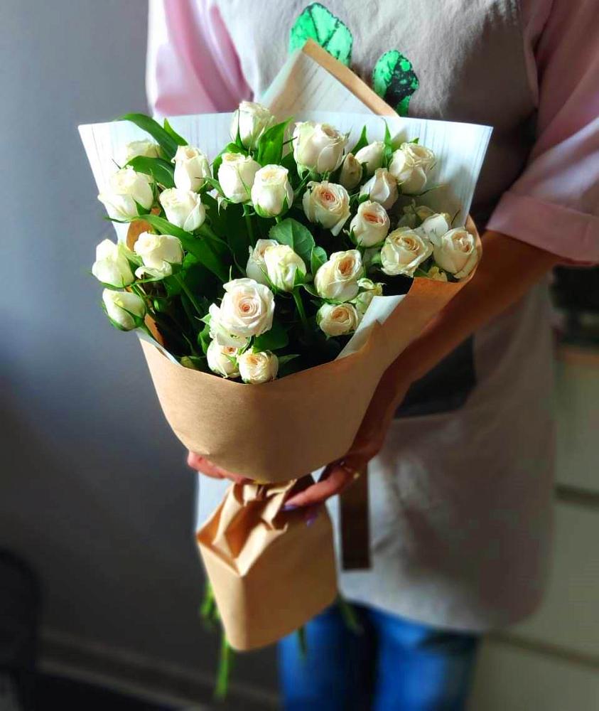 Букет цветов из: Розы в Ногликах