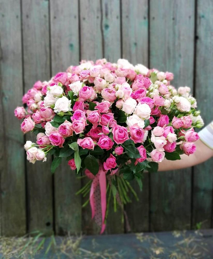 Букет Розовые кустовые розы Натали и Лав Лидия в Ногликах