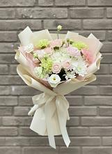 Букет цветов из:  Гвоздики, Розы, Лизиантусы и Хризантемы в Ногликах