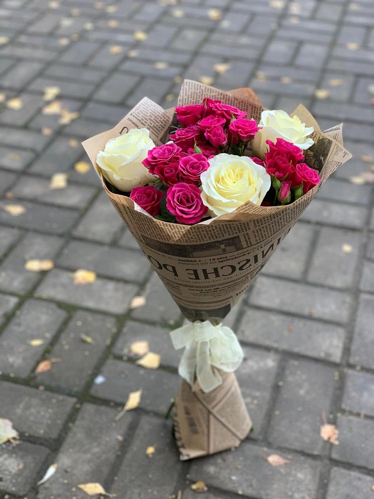 Букет цветов из: Розы в Ногликах