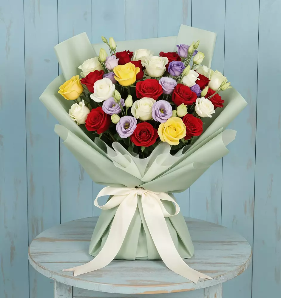 Букет цветов из: Розы в Ногликах