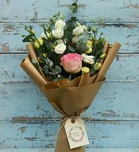 Букет цветов из:  Розы и Лизиантусы в Ногликах