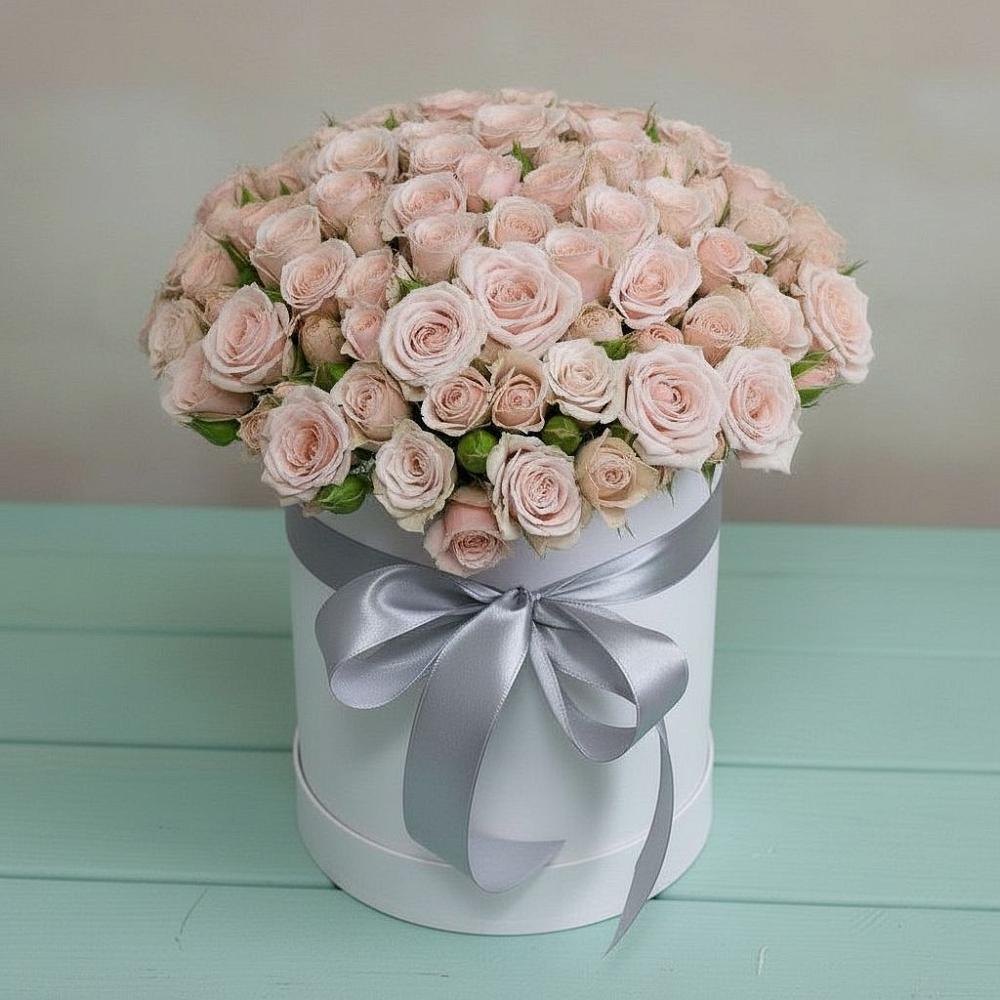 Цветочная композиция из Розы в шляпной коробке в Ногликах